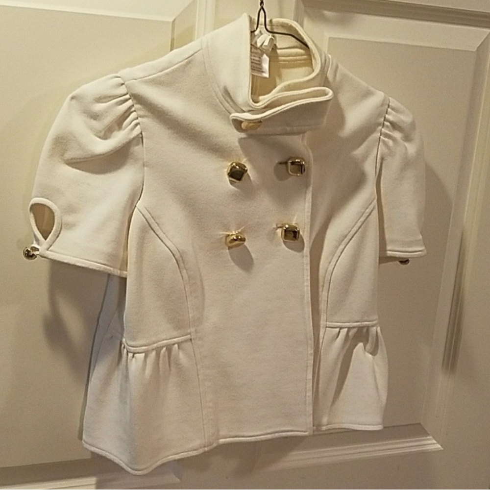 Y2K  Cropped Peplum Blazer w Gold
Buttons w Chain